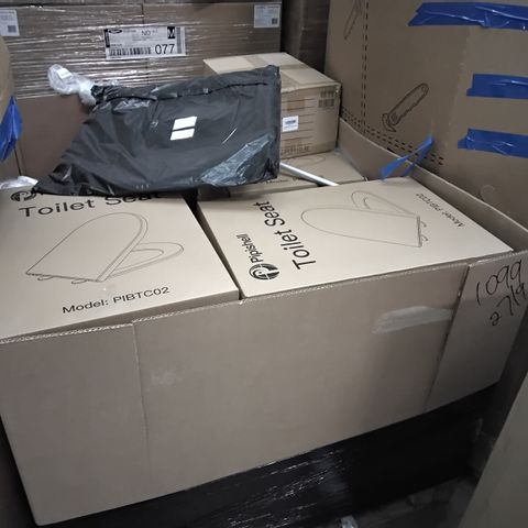 PALLET OF BOXED TOILET SEATS, EXTENDABLE GOLF BALL COLLECTORS, MOSQUITO POP-UP NETS, BOXED THROWS