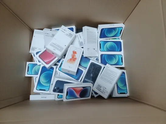 APPROXIMATELY 50 APPLE IPHONE DISPLAY CASES