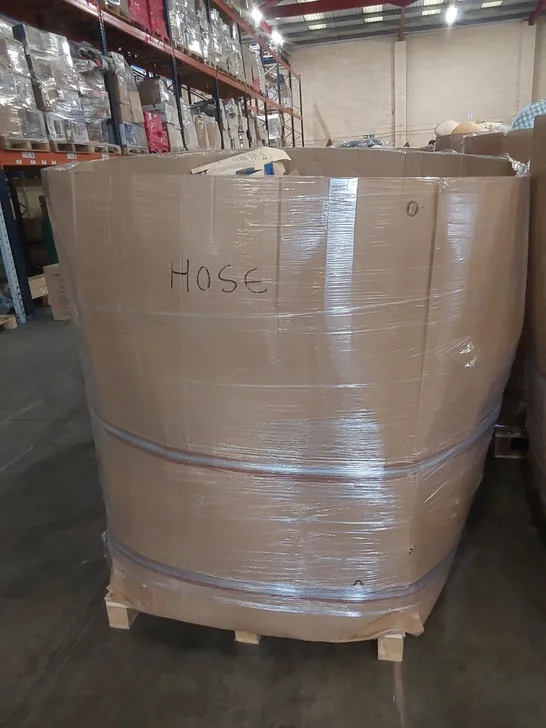 PALLET TO CONTAIN A LARGE ASSORTMENT OF GARDEN HOSE PRODUCTS 