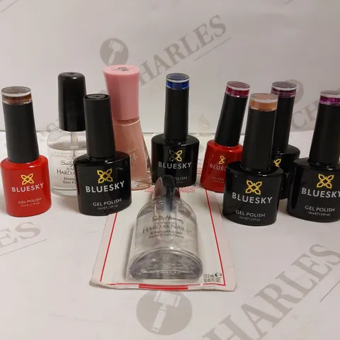 BOX OF APPROX 10 MANICURE ITEMS TO INCLUDE SALLY HANSEN NAIL HARDENER, BLUESKY GEL POLISH AND SALLY HANSEN NAIL COLOUR