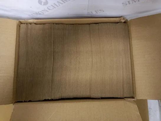 BOX OF APPROXIMATELY 1000 SELF SEAL WAGE ENVELOPES