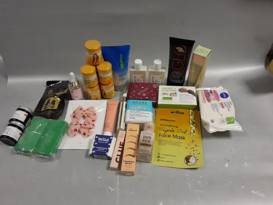 BOX OF APPROXIMATELY 15 COSMETIC ITEMS TO INCLUDE GRUUM FACE SUNSCREEN, EYELASH SERUM, NIVEA CLEANSING WIPES , ETC