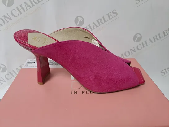 MODA IN PELLE LARYSSA SLIP ON PEEP TOE HEELED SANDAL SIZE 6.5 IN PINK 