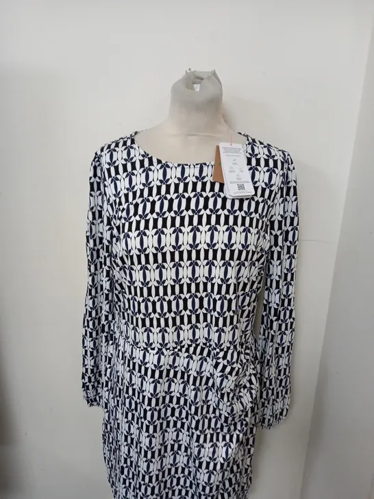 WOMEN BODENS PATTERN OCCASSIONAL DRESS SIZE 16R