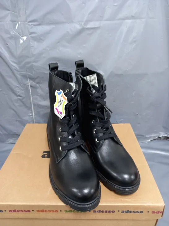 ADESSO LIZA LEATHER BOOTS BLACK SIZE 7