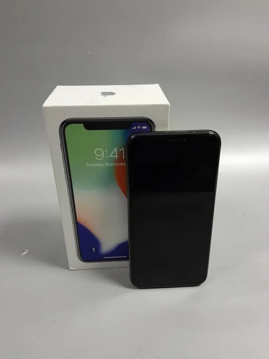 BOXED IPHONE X SMARTPHONE 
