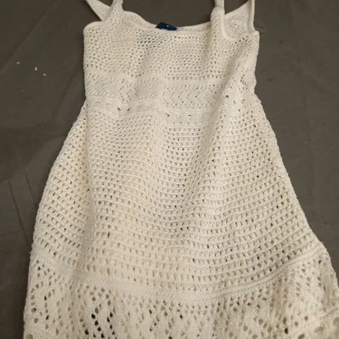 HOLLISTER CREAM STRECH DRESS - SMALL