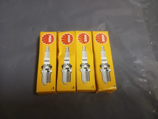 LOT 0F 4 NGK SPARK PLUGS 