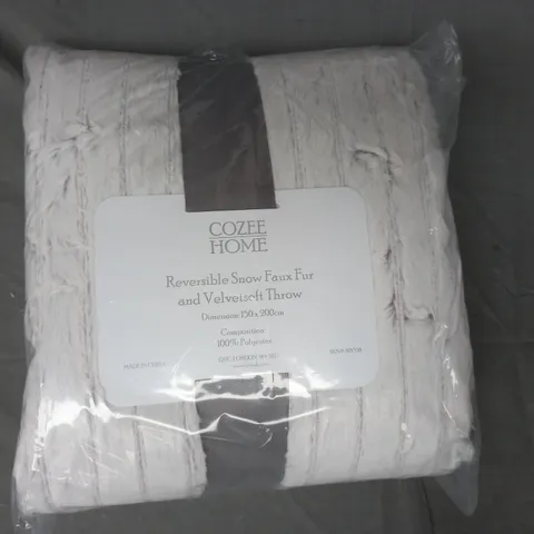 BOXED COZEE HOME REVERSIBLE SNOW FAUX FUR AND VELVETSOFT THROW