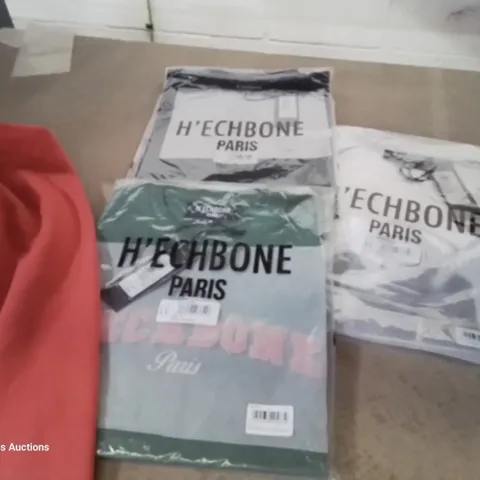 FIVE ITEMS OF H'ECHBONE CLOTHING, INCLUDING, SHORTS, SWEAT SHIRT, 3 × TEE SHIRTS