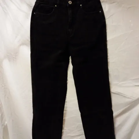 APPROX 16 BRAND NEW COTTON:ON BAGGY STRAIGHT JEAN, MIDNIGHT BLACK, SIZE 6