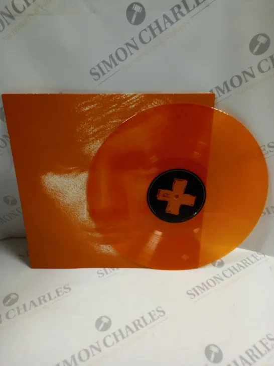 ED SHEERAN + VINYL 