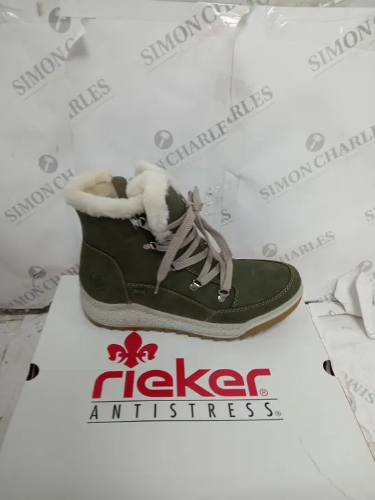 BOXED RIEKER WATER RESISTANT WARM LINED HIKING LACE UP BOOTS, KHAKI - SIZE 6.5