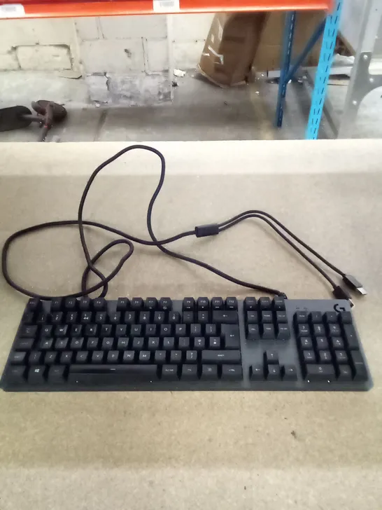 BOXED LOGITECH G413 CARBON MECHANICAL KEYBOARD 