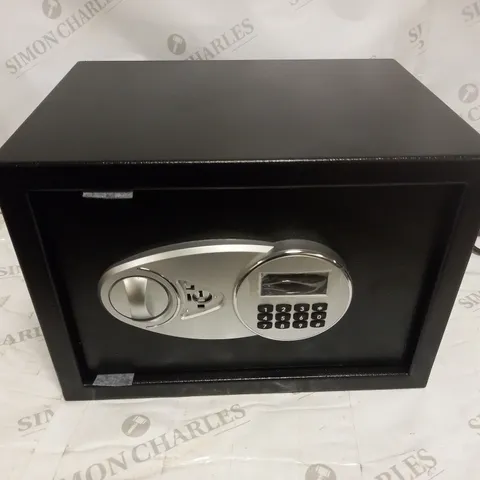 AMAZON BASICS SECURITY SAFE 