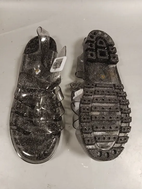 LOT OF APPROXIMATELY 14 PAIRS OF LINZI CLEAR GLITTER PLASTIC SANDALS - VARIOUS SIZES