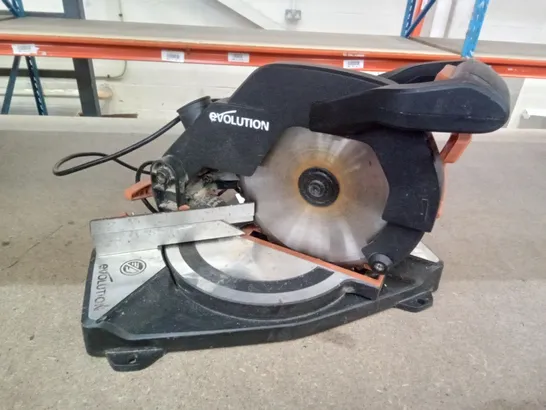 BOXED EVOLUTION 210MM TCT MULTI-MATERIAL CUTTING COMPOUND MITRE SAW