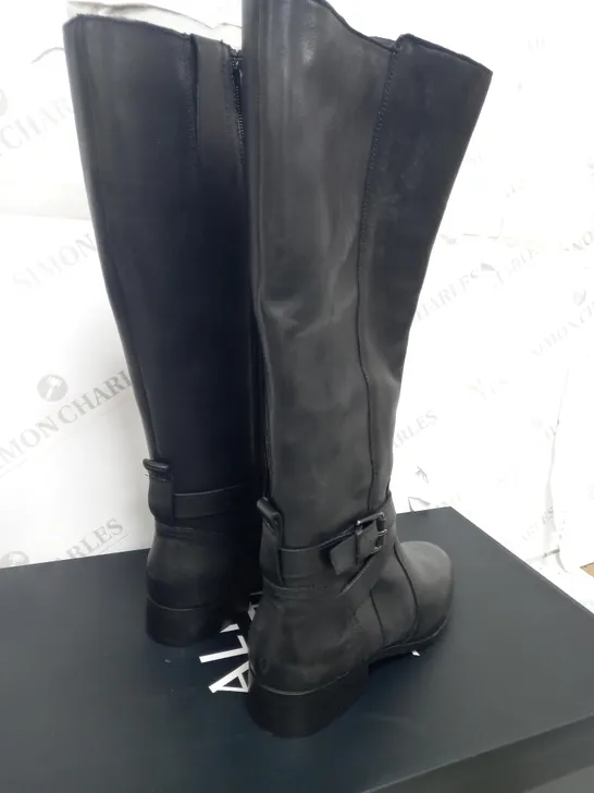 NATURALIZER BLACK HIGH BOoT - UK 6 - BOXED 