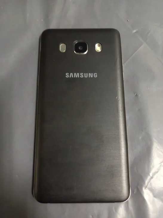 SAMSUNG GALAXY J5 SMARTPHONE