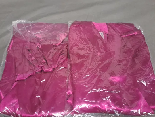 BOX OF APPROX 40 ASSORTED CERISE WRAPS  SIZE VARY 