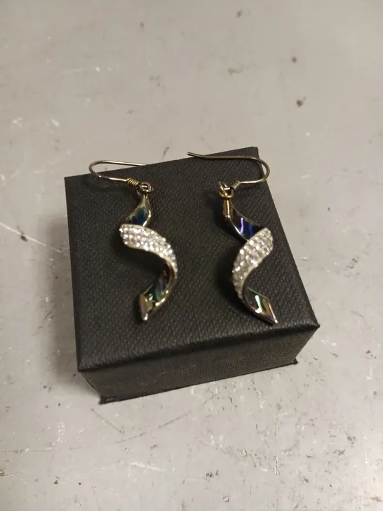 H. SAMUEL TWIST DROP EARRINGS 