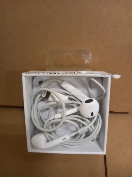 APPLE EARPODS 