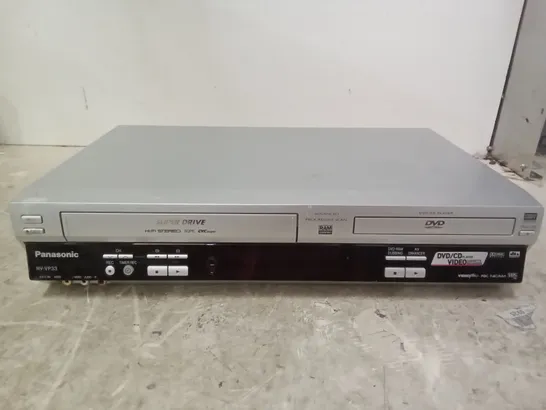 PANASONIC NV-VP33 DVD, CD & VCR PLAYER