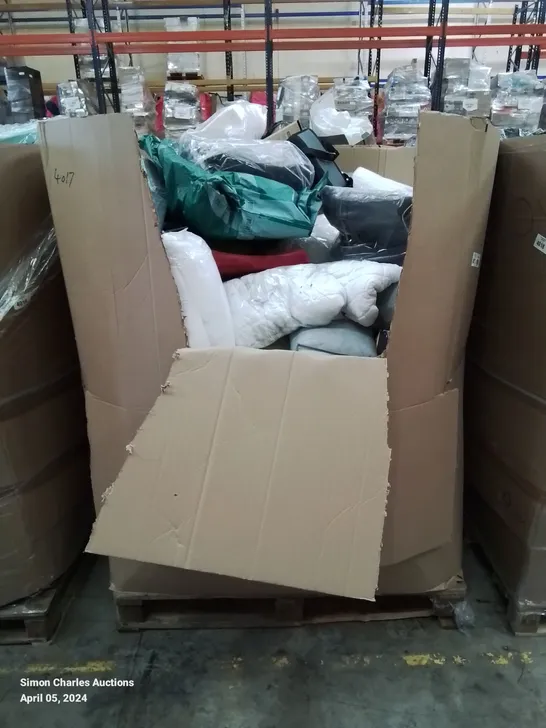 PALLET OF ASSORTED BEDROOM AND COMFORT BASED PRODUCTS TO INCLUDE; PILLOWS, SUPPORT SEAT CUSHIONS AND SIMILARLY RELATED GOODS