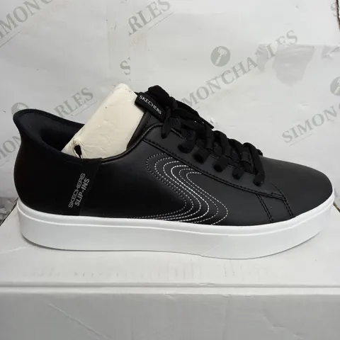 SKETCHERS BLACK LEATHER LOW TRAINERS - UK SIZE 8