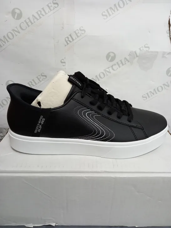 SKETCHERS BLACK LEATHER LOW TRAINERS - UK SIZE 8