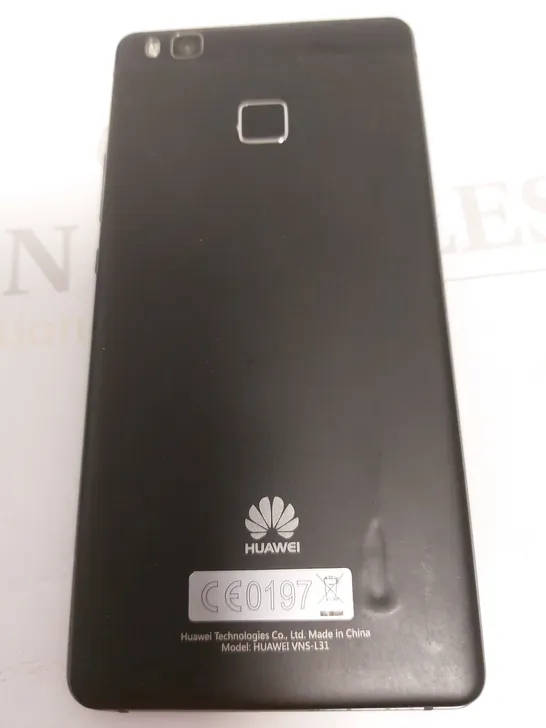 HUAWEI P9 LITE