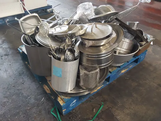 PALLET TO CONTAIN A LARGE ASSORTMENT OF METAL CATERING EQUIPMENT 