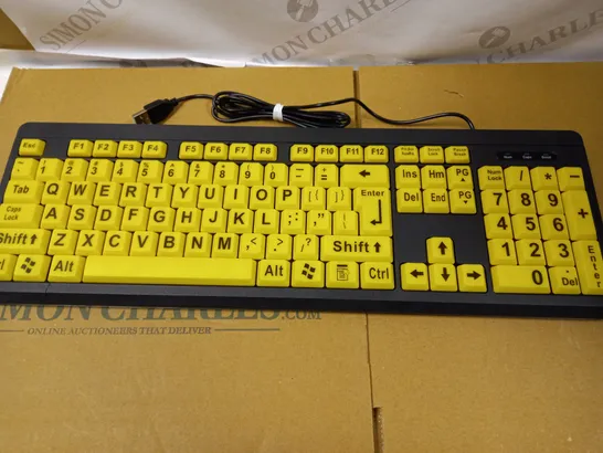 LARGE PRINT COMPUTER KEYBOARD WIRED USB HIGH VISIBILITY KEYBOARD