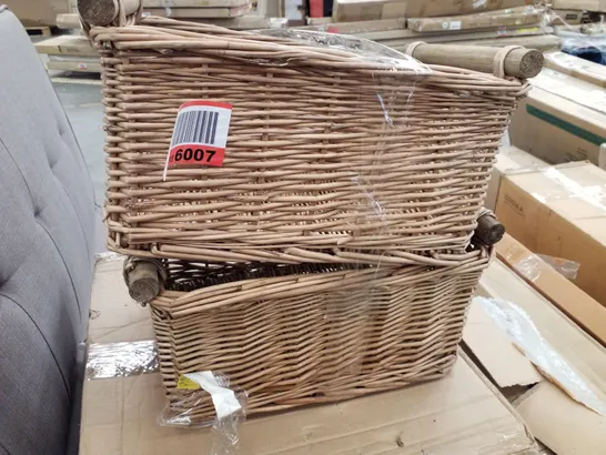 WICKER BASKETS (SET OF 2)