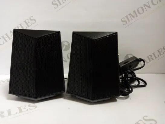 BOXED BLACK WIRED DESKTOP SPEAKERS