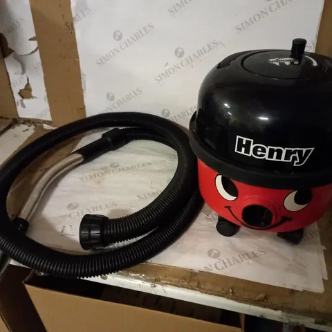 NUMATIC HVT160 HENRY VACUUM CLEANER