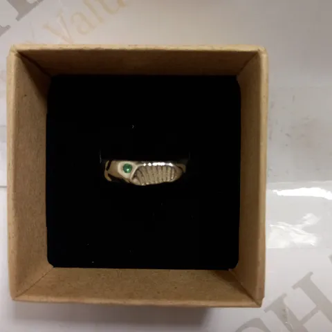 BOXED SILVER RING WITH GREEN STONE