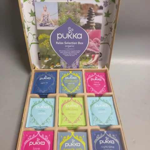 PUKKA RELAX SELECTION BOX