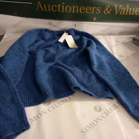 BOAT NECK WOOL SWEATER SMALL