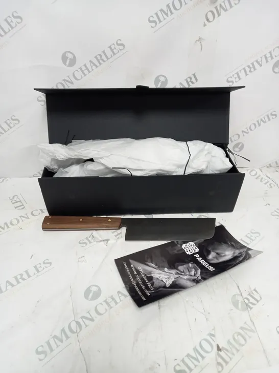 PAREUSI CHEF KNIFE WITH BOX