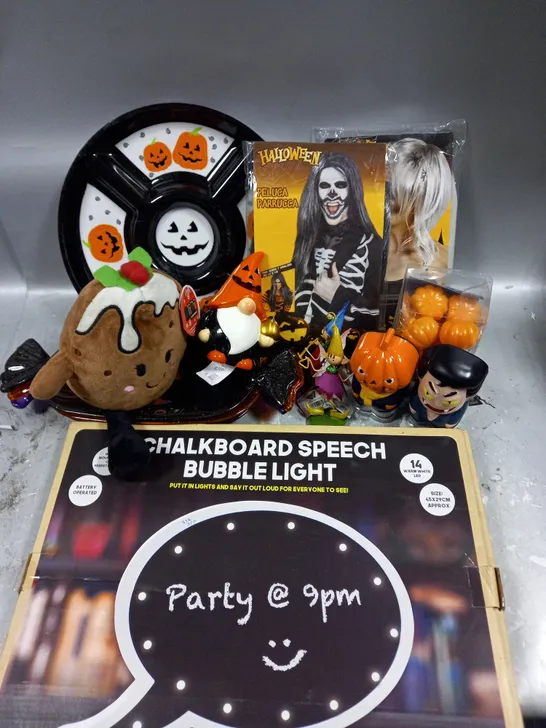 BOX OF APPROXIMATELY 10 HOUSEHOLD ITEMS TO INCLUDE - CHALKBOARD SPEECH BUBLE LIGHT - HALLOWEEN WIG - MIRI CHRISTMAS PUDDING ANIMATED MUSICAL PLUSH - ETC