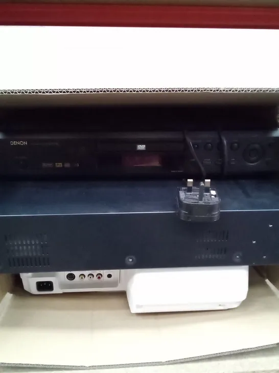 BOX OF VIDEO PLAYERS AND PROJECTORS