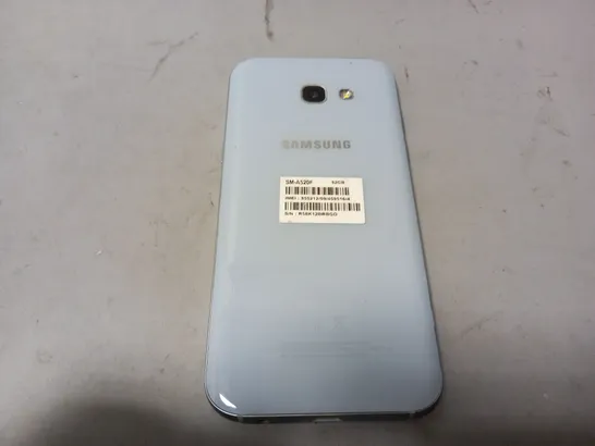 SAMSUNG GALAXY A5 (SM-A520F)