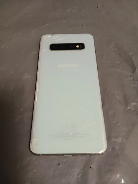 UNBOXED SAMSUNG GALAXY S10 MOBILE PHONE