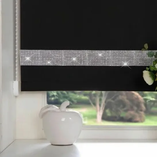 BOXED DIAMANTE BLACKOUT ROLLER BLIND