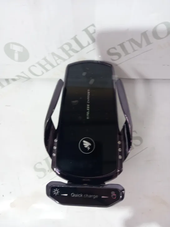 A18 SMART SENSOR CAR WIRELESS CHARGER