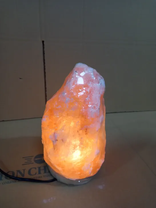 HIMALAYAN SALT LAMP 