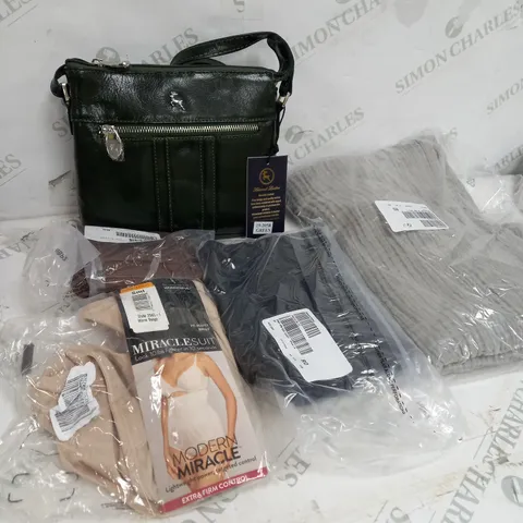 BOX OF APPROXIMATELY 10 ASSORTED ITEMS TO INCLUDE ASHWOOD HANDBAG, MIRACLE SUIT, PURSE ETC