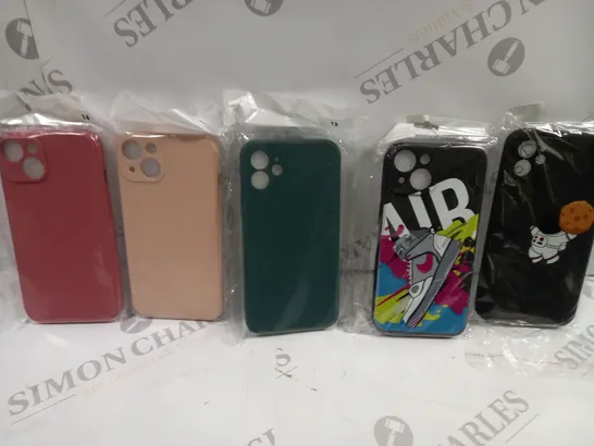 BOX OF APPROXIMATELY 100 ASSORTED SMARTPHONE CASES IN VARIOUS DESIGNS 