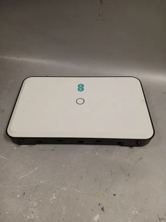 EE SMART WIFI ROUTER 